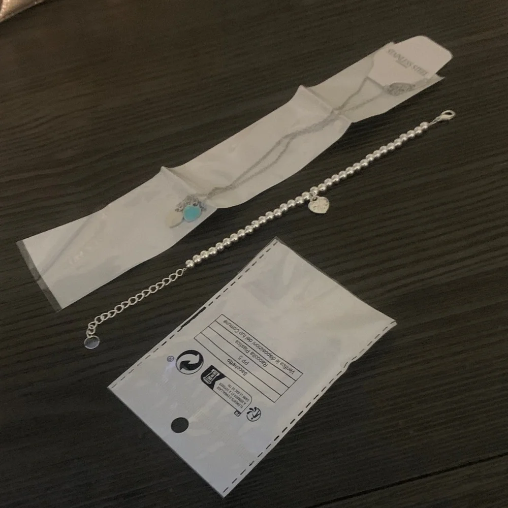 Fashion  Silver toned  and Blue Charm Bracelet and double heart necklace set